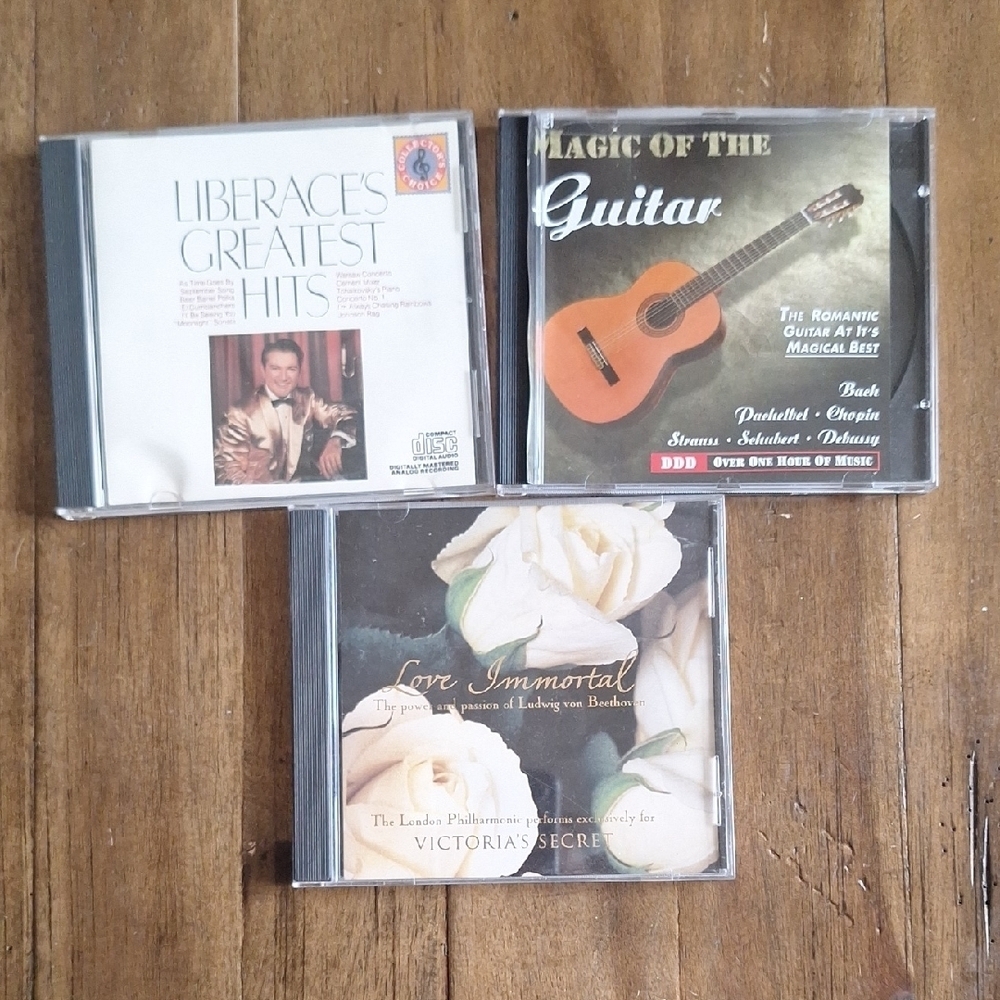 🎁CD Collection: Liberace, Guitar, Love Immortal FREE with $40 Purchase